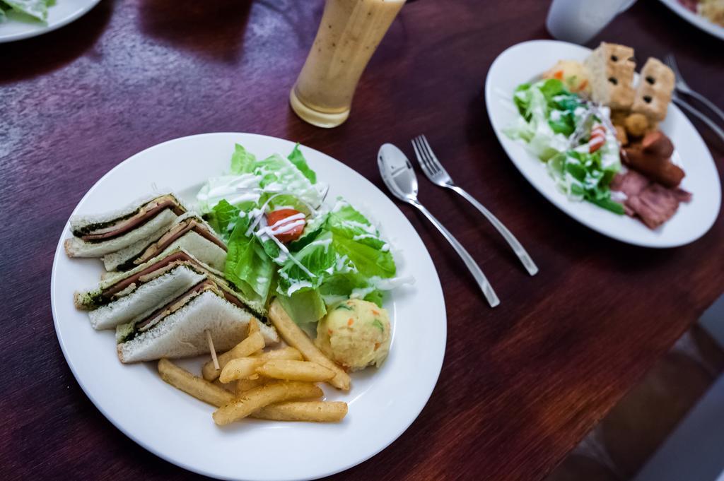 歐之美 Ocean Journey Bnb Kota Hualien Bagian luar foto